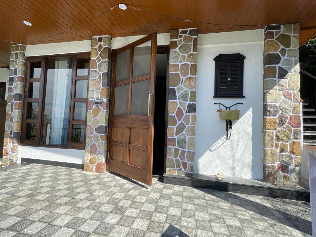 Villa The Sky House à Mussoorie Extérieur photo